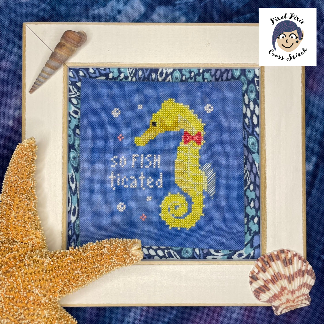 Dapper Seahorse PDF cross stitch pattern